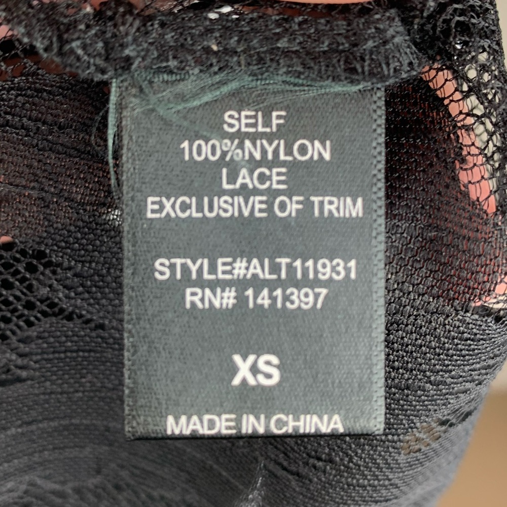 ASTR Black Sheer Leaf Print Fringe Top - Picture 11 of 12